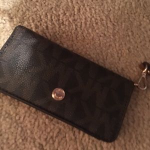 Silver and black Wallet